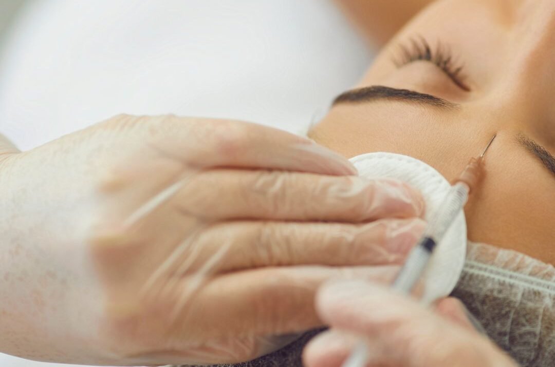 Suntik Botox Untuk Kecantikan & Perawatan. Emang Boleh?